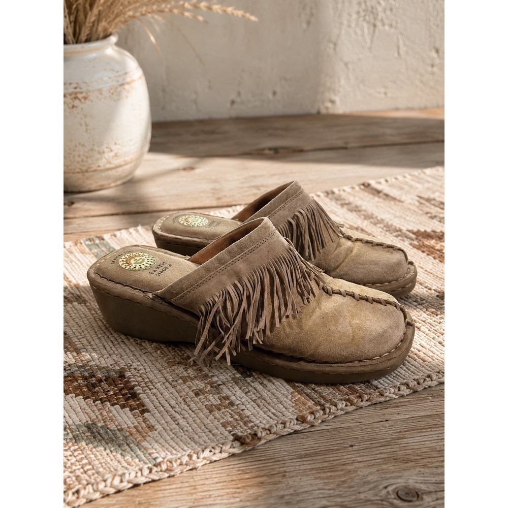 Vintage Y2K Earth Shoe Tan‎ Suede Fringe Mules Boho Clog Western Comfort 8